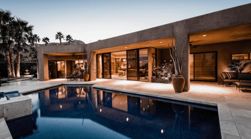title image for online marketing for real estate brokerage
